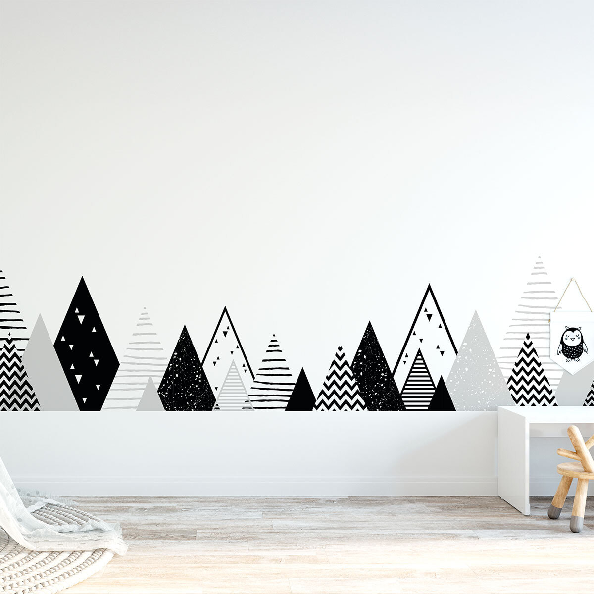 Stickers muraux enfants - Décoration chambre bébé - Autocollant Sticker mural géant enfant montagnes scandinaves MANONKA