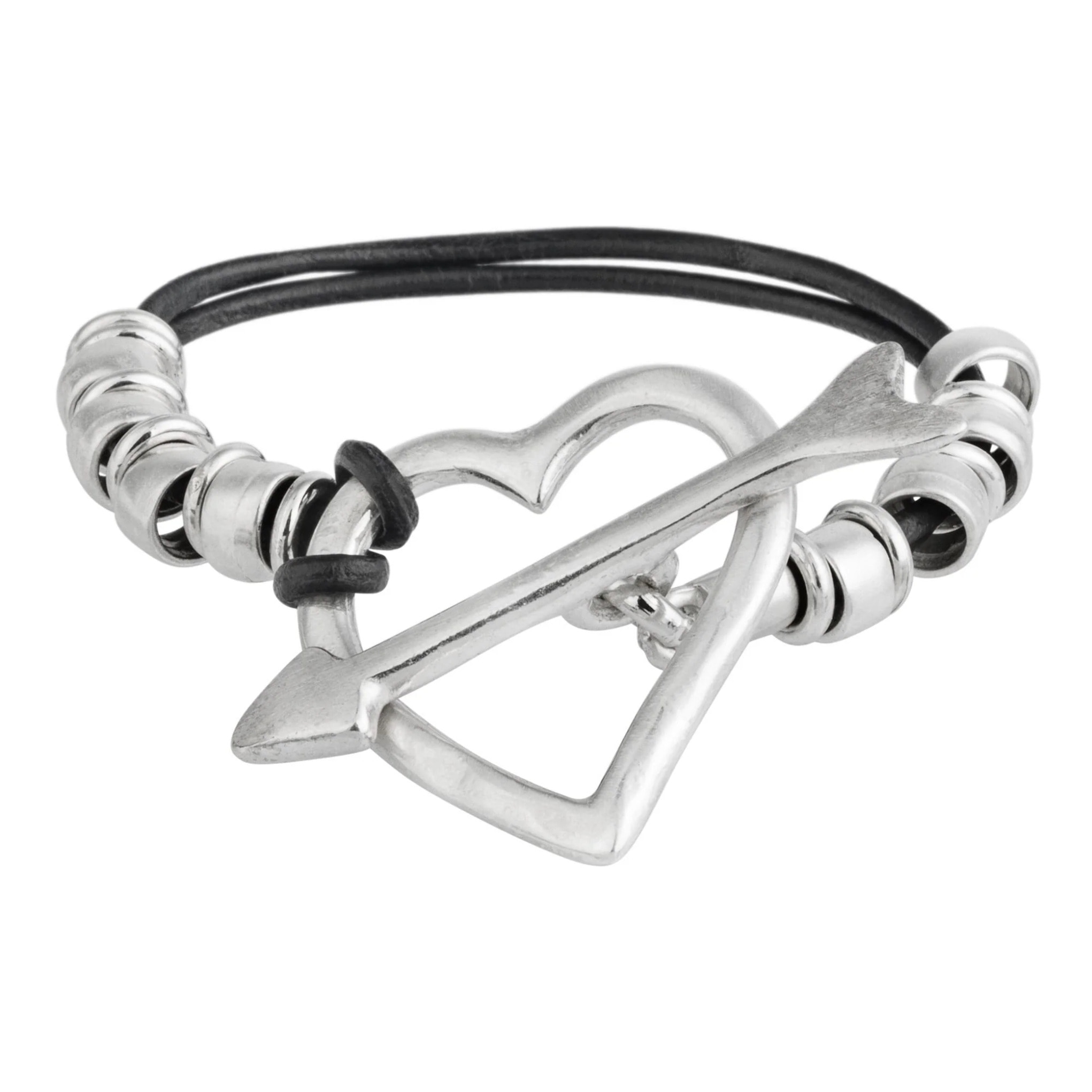 Pulsera en cuero negro con cierre corazón