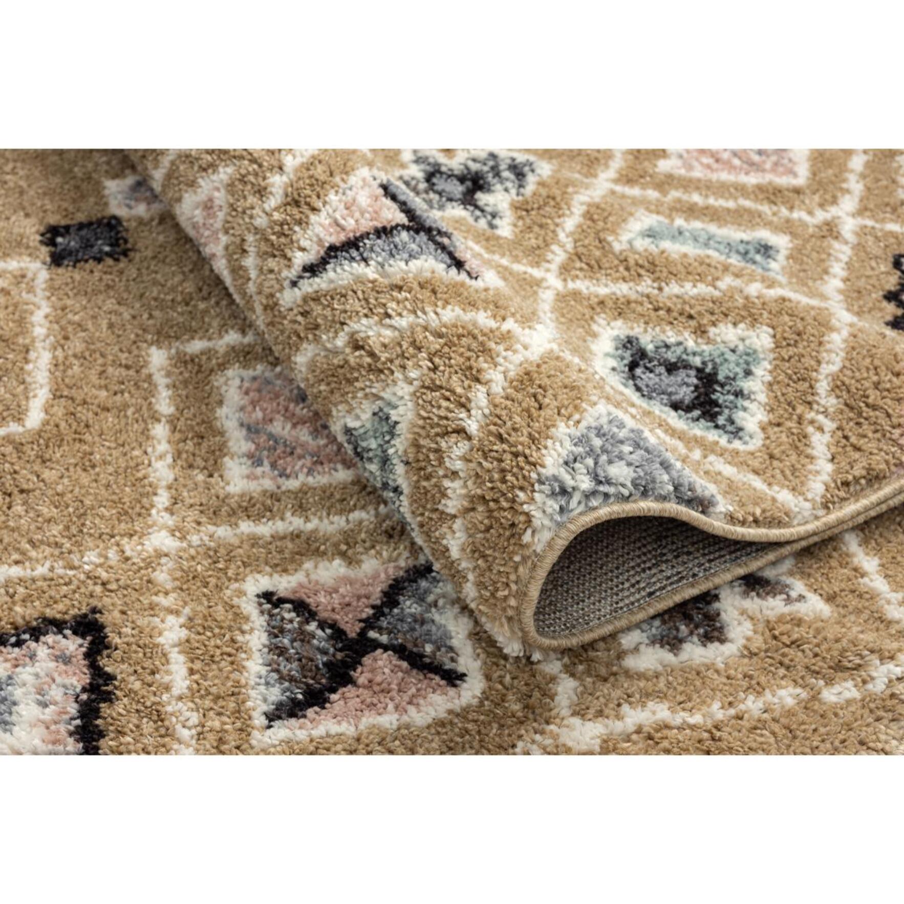 Tapis berbère tissé motif saharien FIMI