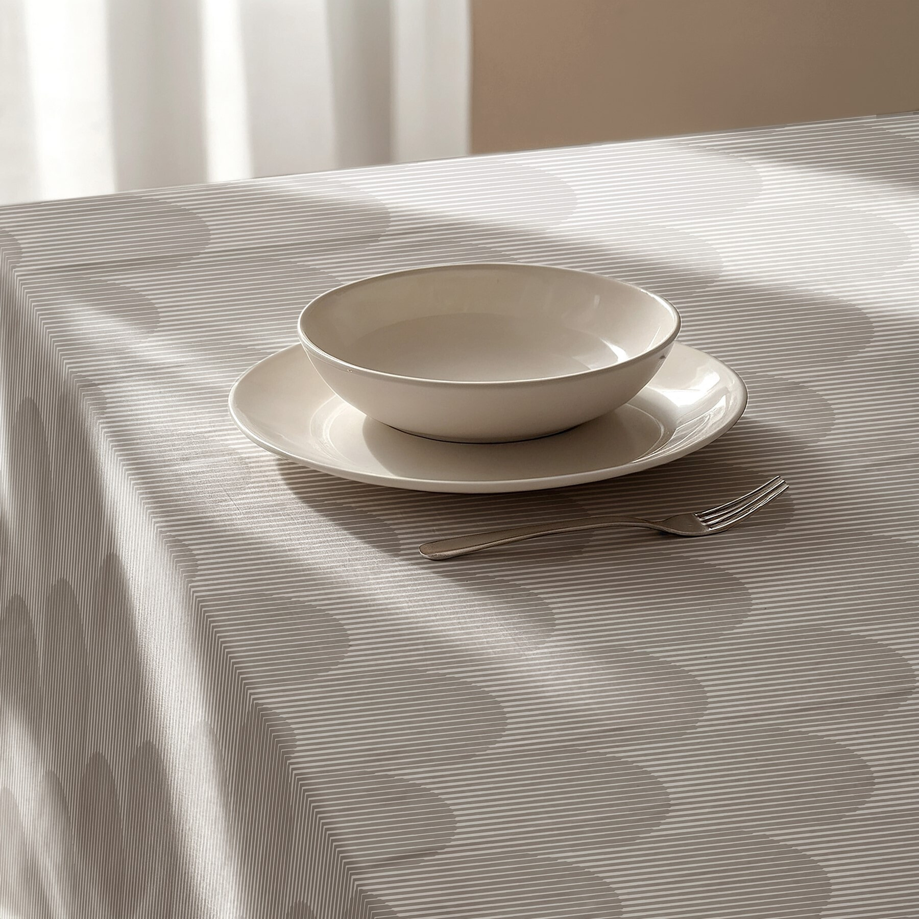 Nappe imprimée anti-tâches AMARA BEIGE