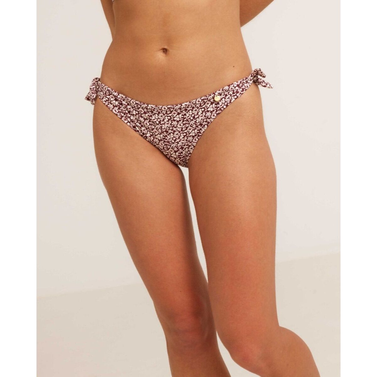 Braga de bikini clásica con lazos y estampado de flores