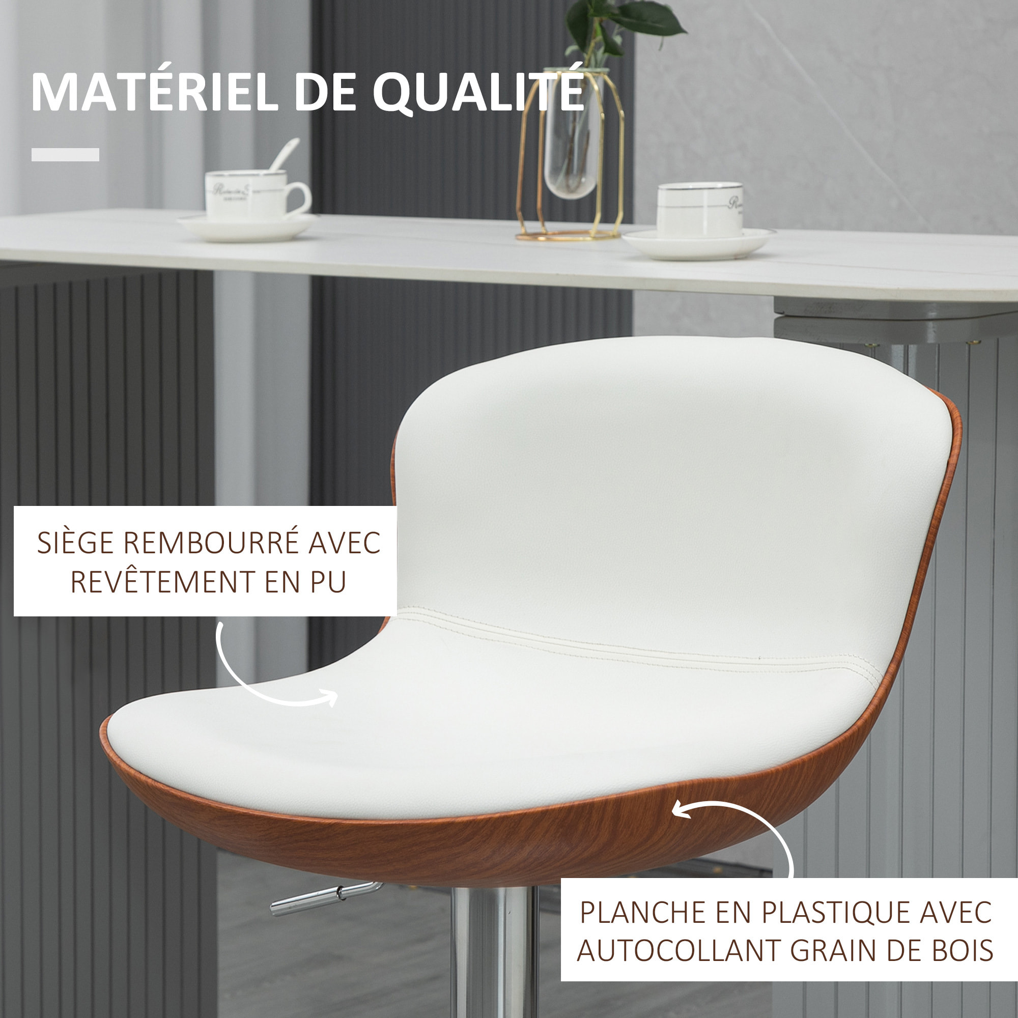 Lot de 2 tabourets de bar design contemporain hauteur d'assise réglable 64-85 cm pivotant 360° revêtement synthétique crème aspect bois