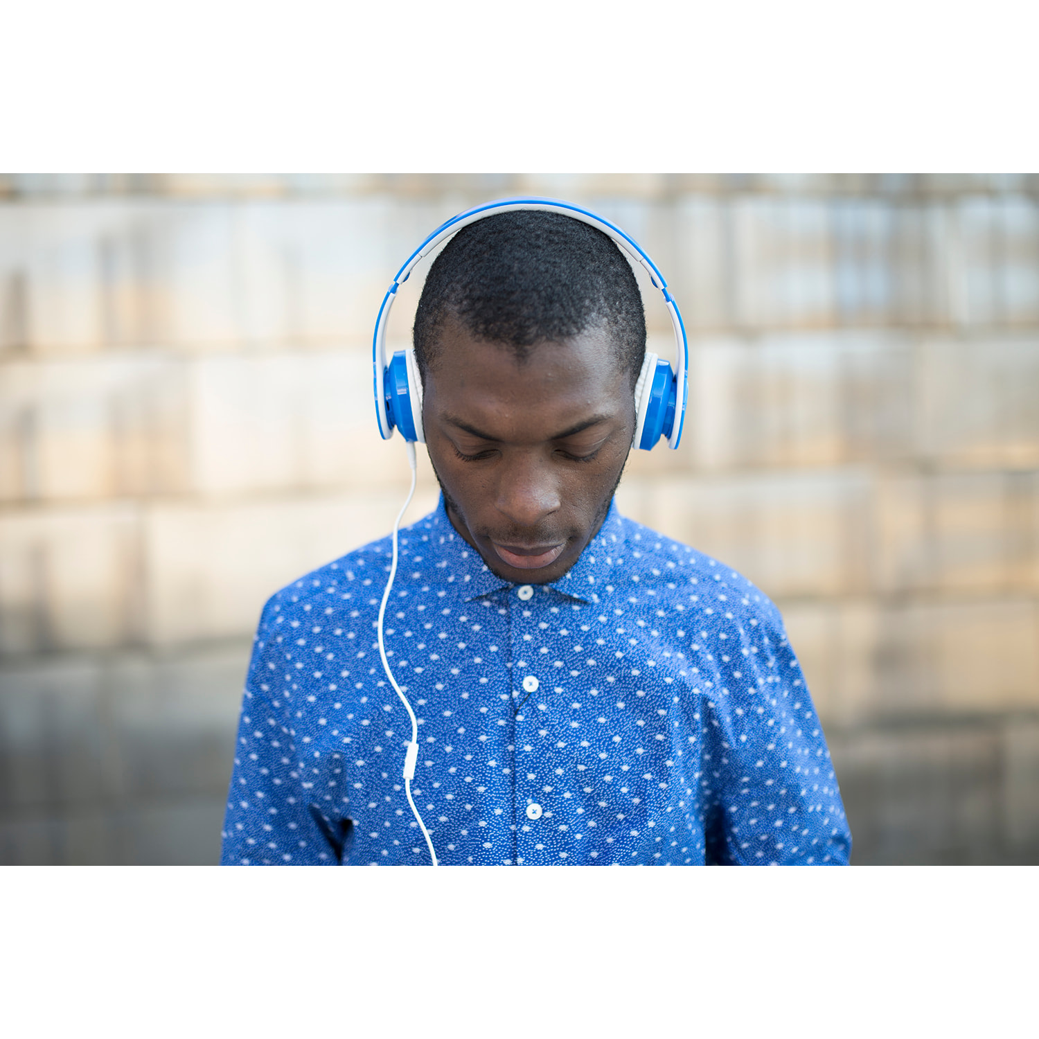 NUOVE CUFFIE MAGNUSSEN W1 in blu