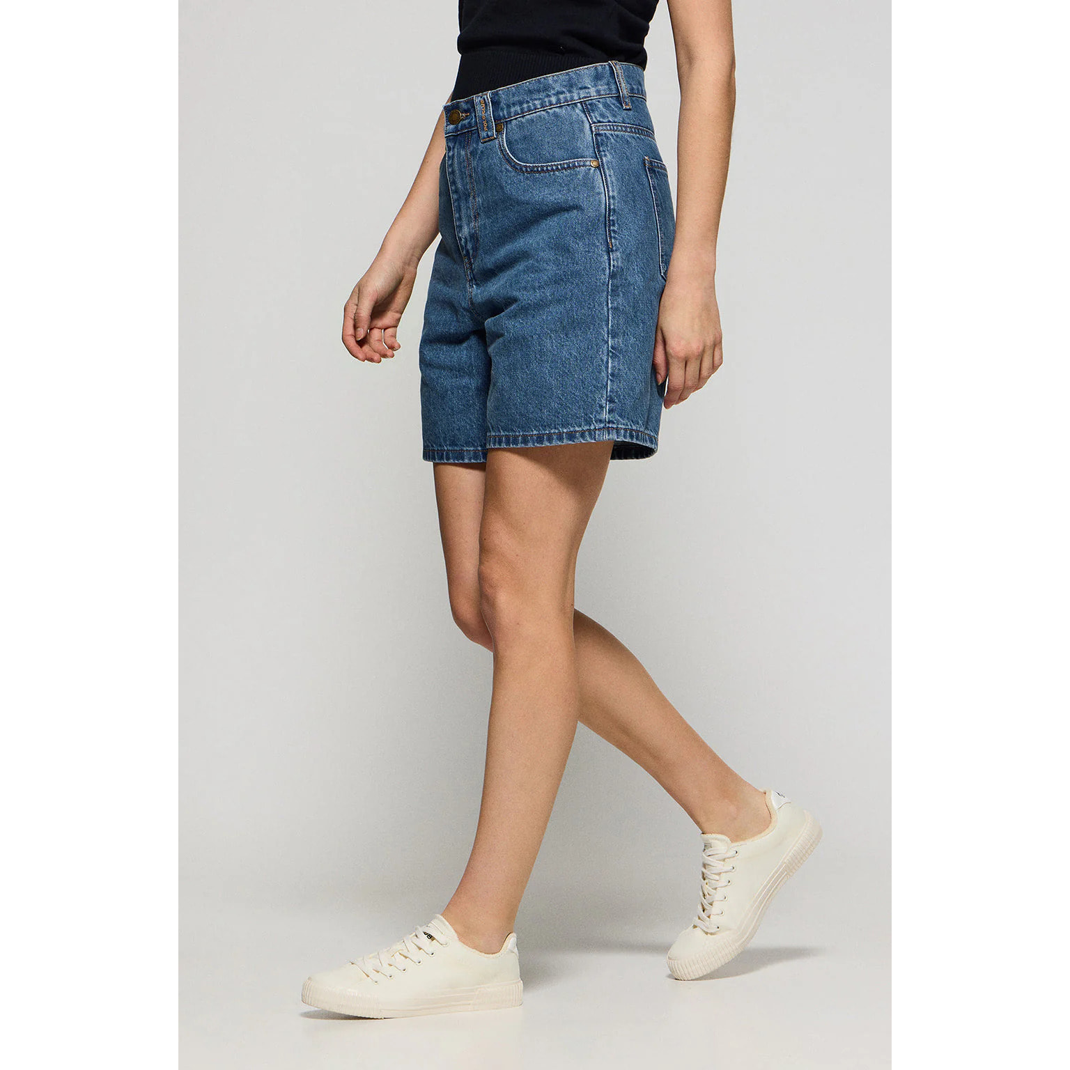 Pantalones cortos vaqueros Juno con logo bordado