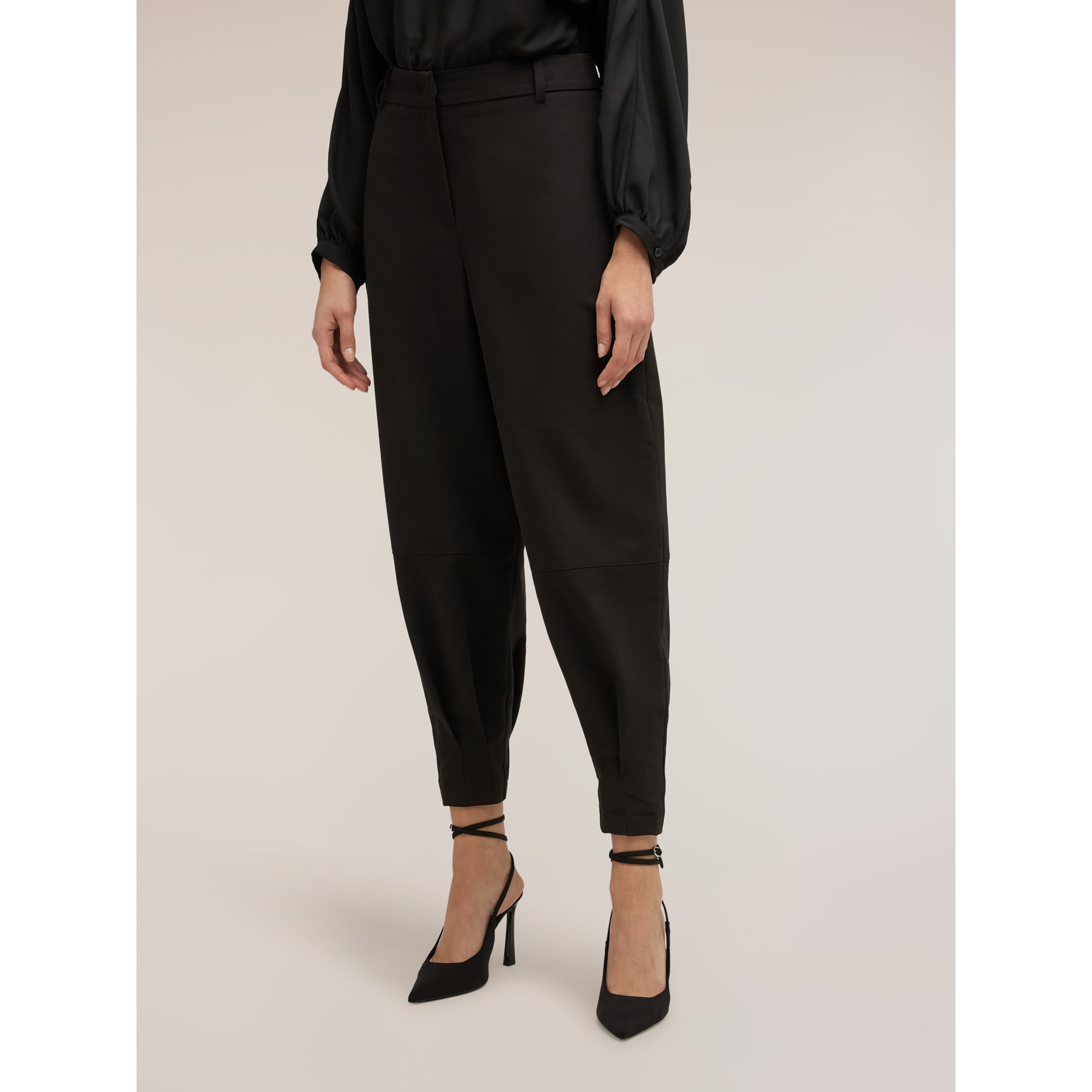 Motivi - Pantaloni carrot con polsino sul fondo - Nero