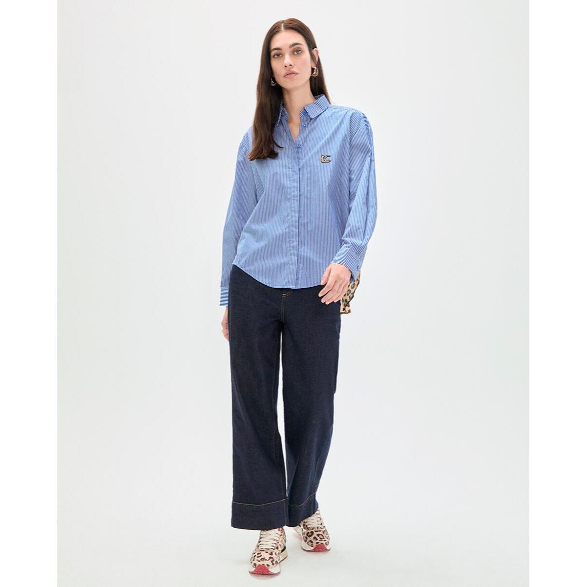 Camicia in popeline con righe stampate animalier