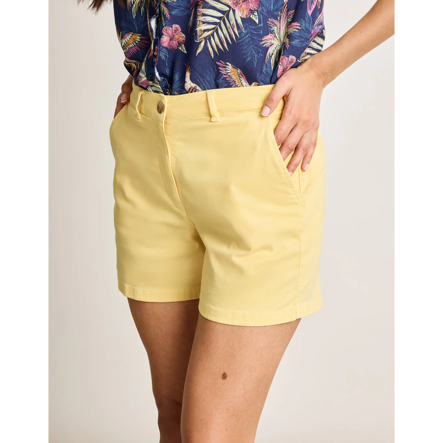 Short Amarillo - Morwina