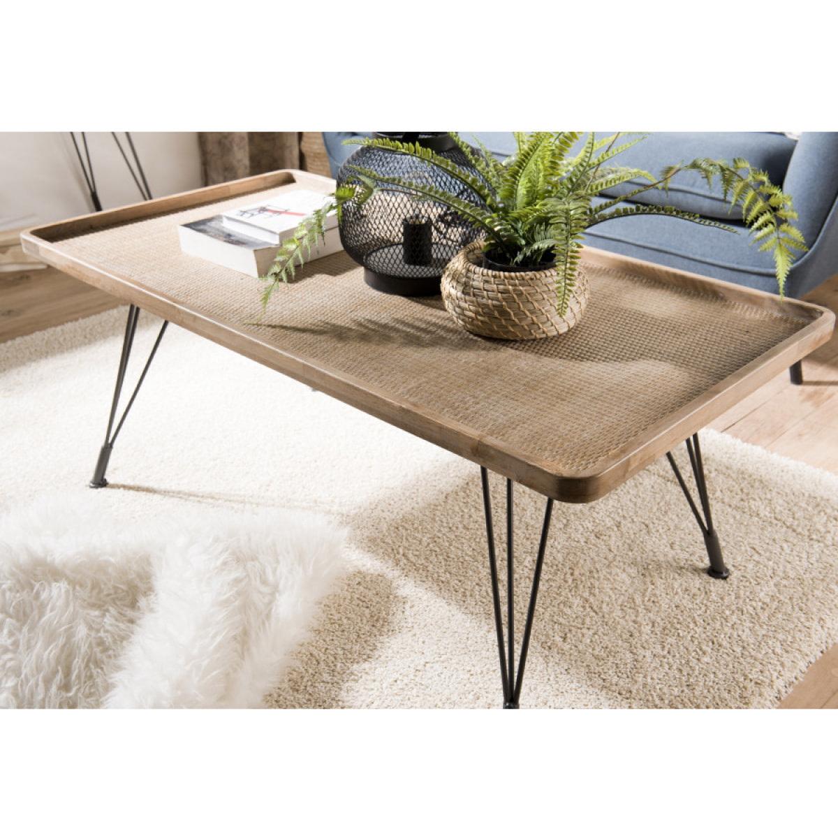 DORIANE - Table basse rectangulaire plateau cannage naturel pieds métal noir