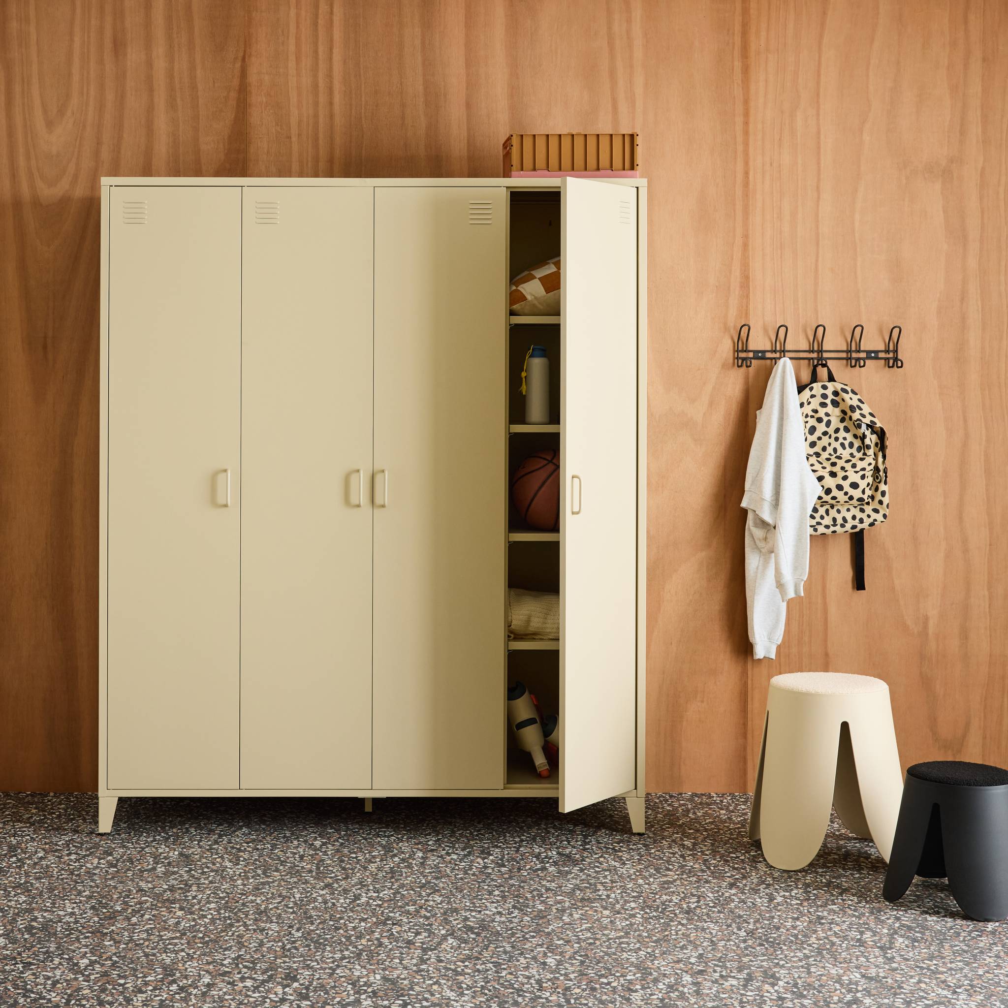 Armoire chambre dressing industriel métal 4 portes, 10 étagères, 1 penderie  SOHO
