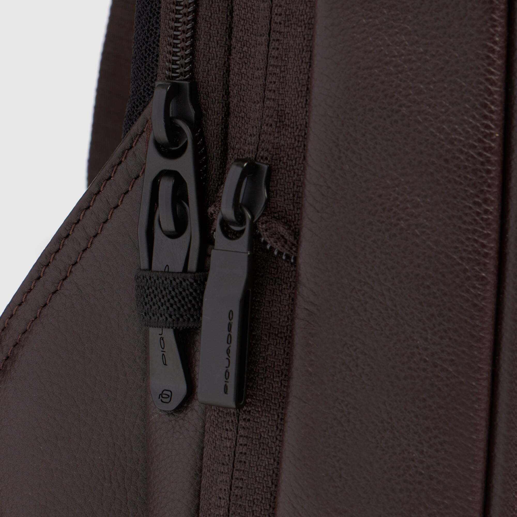 Piquadro Zaino uomo espandibile porta pc 14"