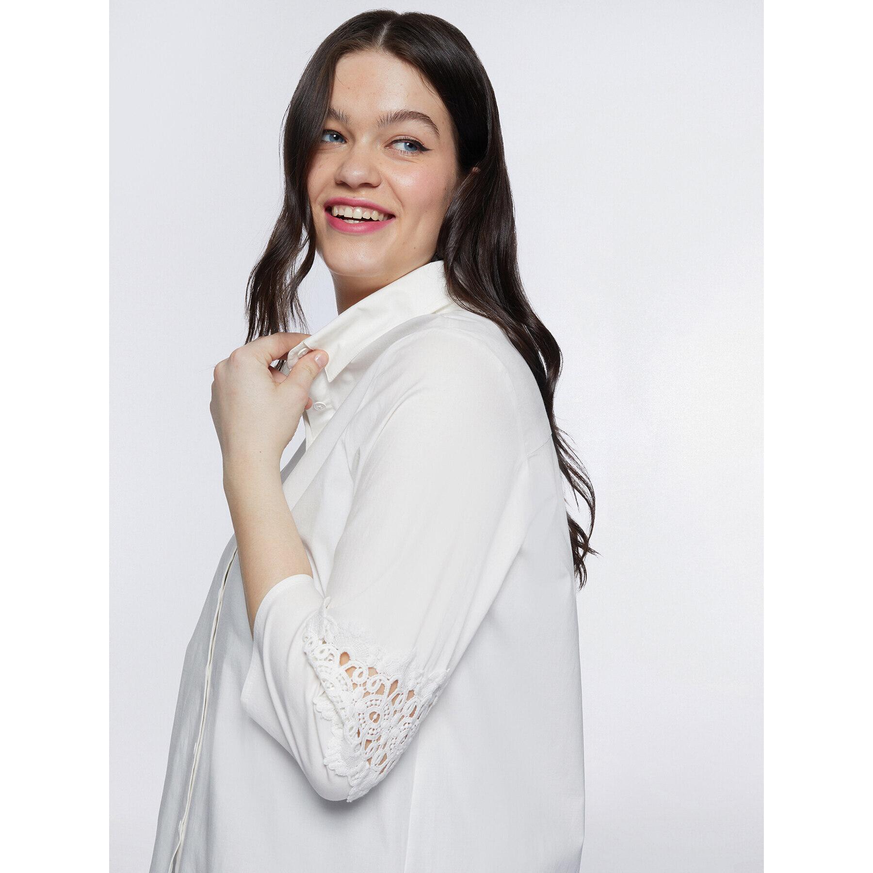 Fiorella Rubino - Camisa con bordes de macramé - Blanco