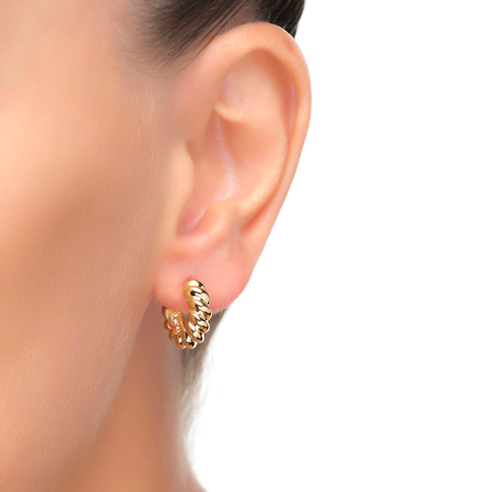Pendientes acabados en oro amarillo de 18K