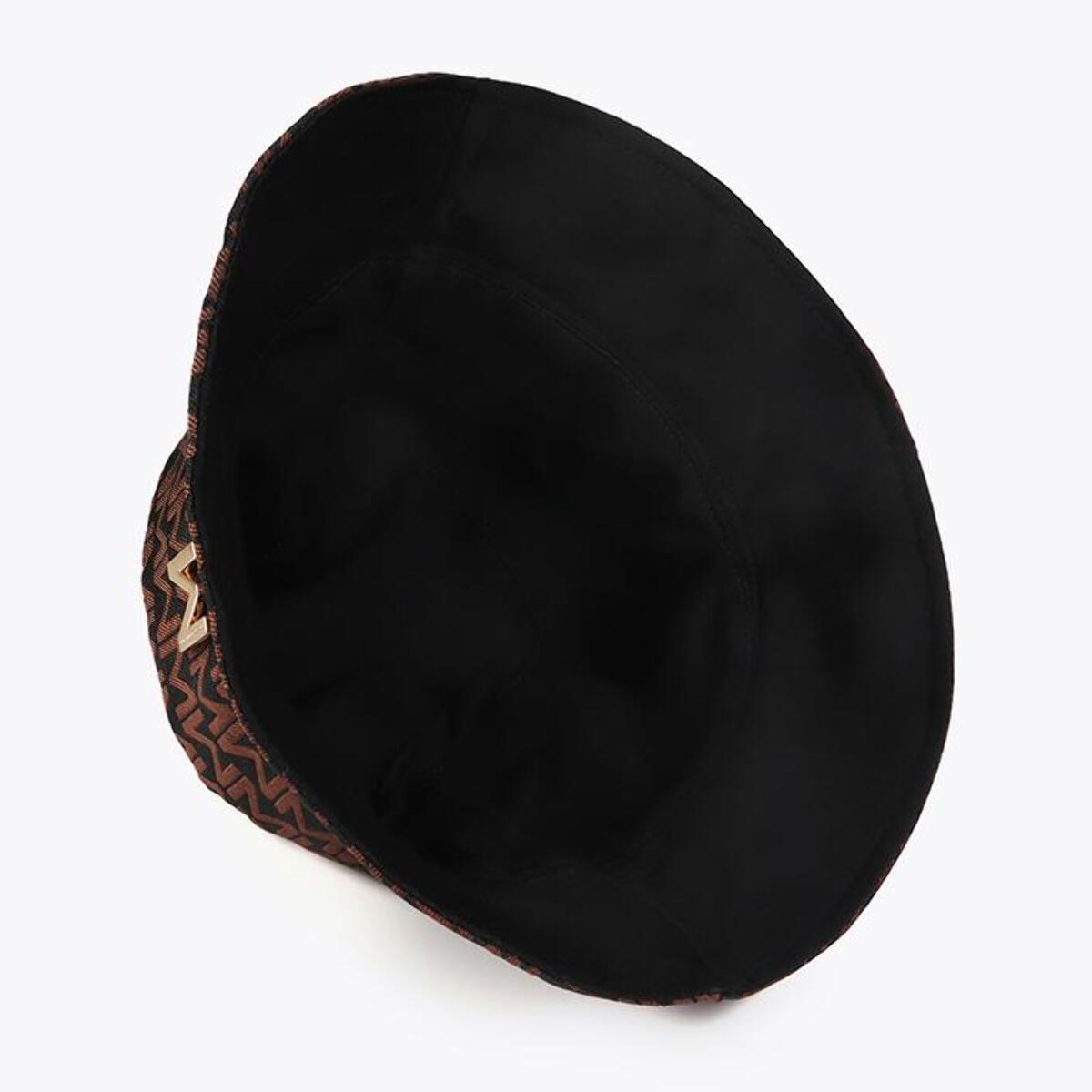 Cappello da pescatore realizzato in materiale di alta qualità con stampa del logo