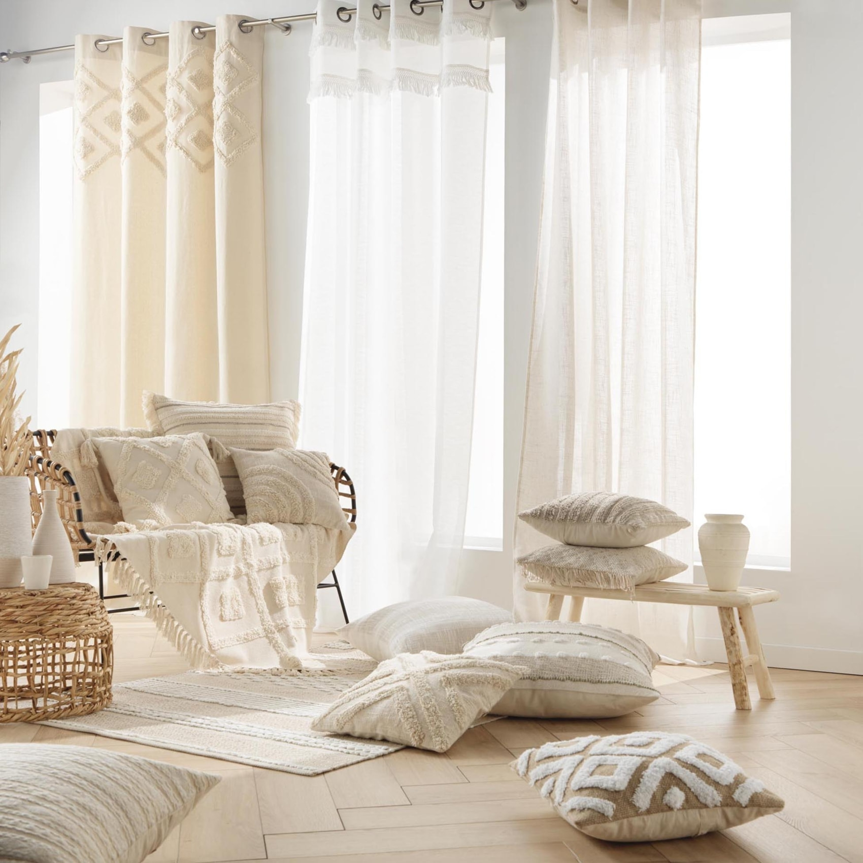 Plaid bohème tufté avec franges - Blanc cassé