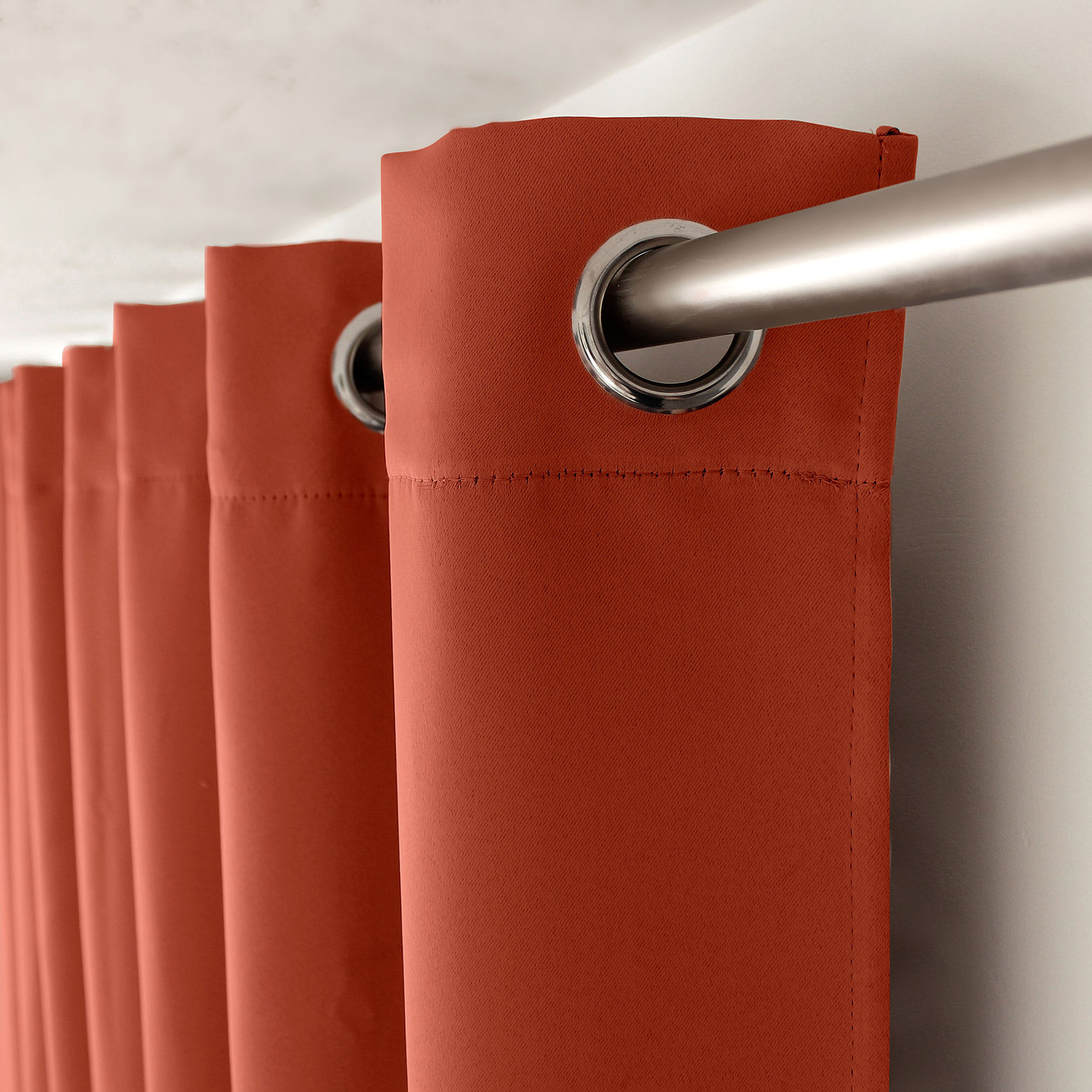 Rideau occultant fil noir avec 8 œillets - Vieux rose