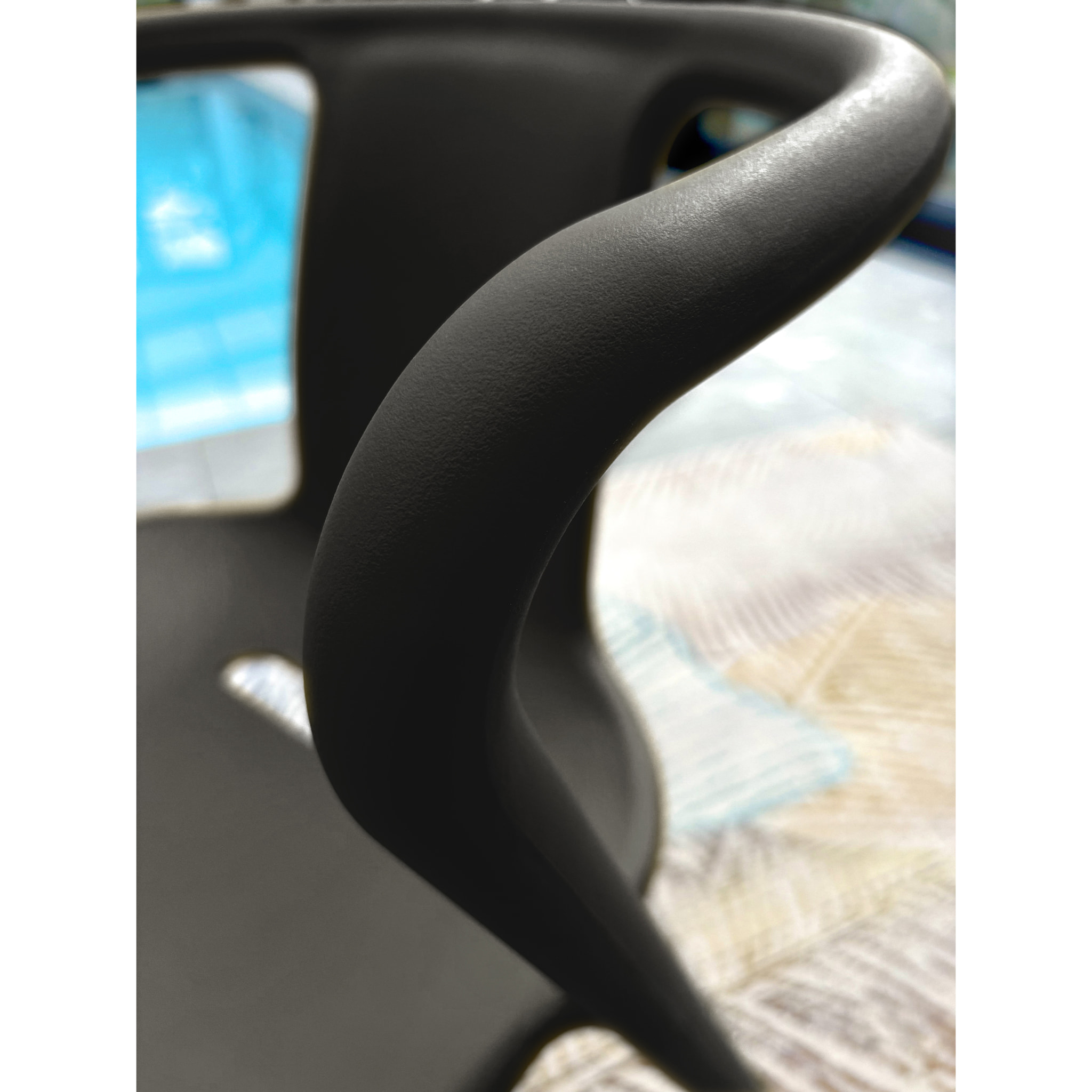 DIEGO - Lot de 2 fauteuils de jardin empilables en Polypropylène noir