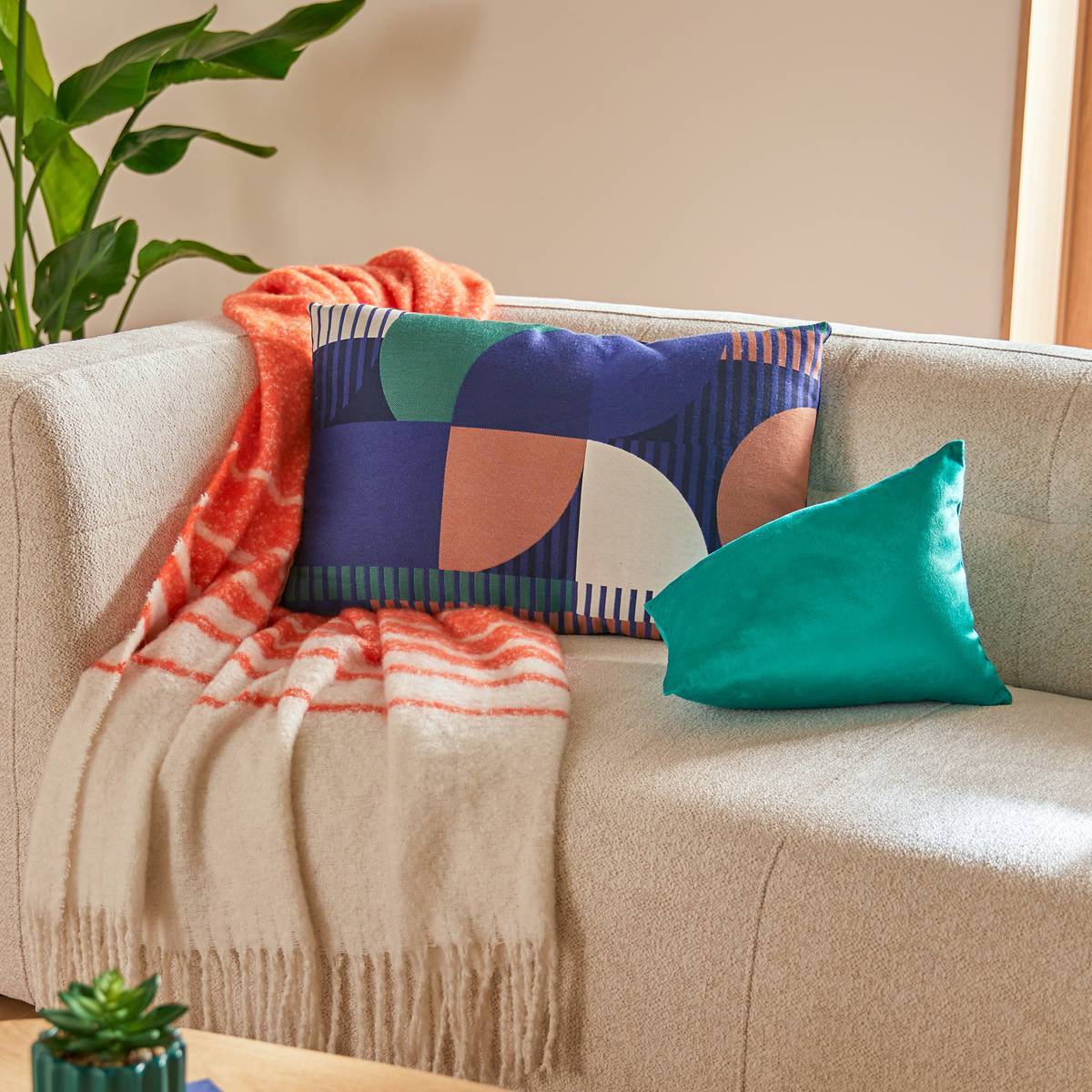 Coussin Flow bleu indigo 58x38cm