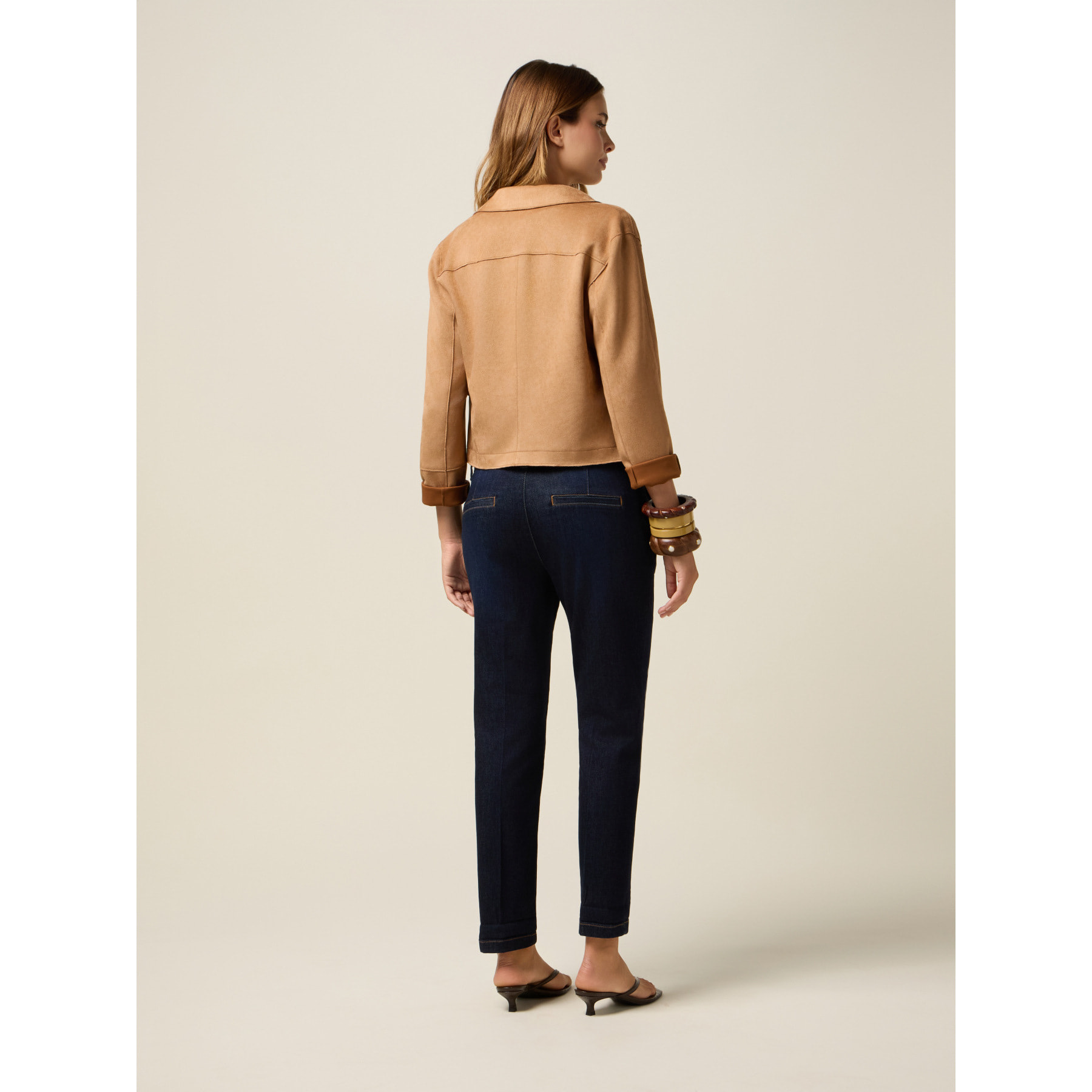 Oltre - Chaqueta corta de tejido suave - Marrón