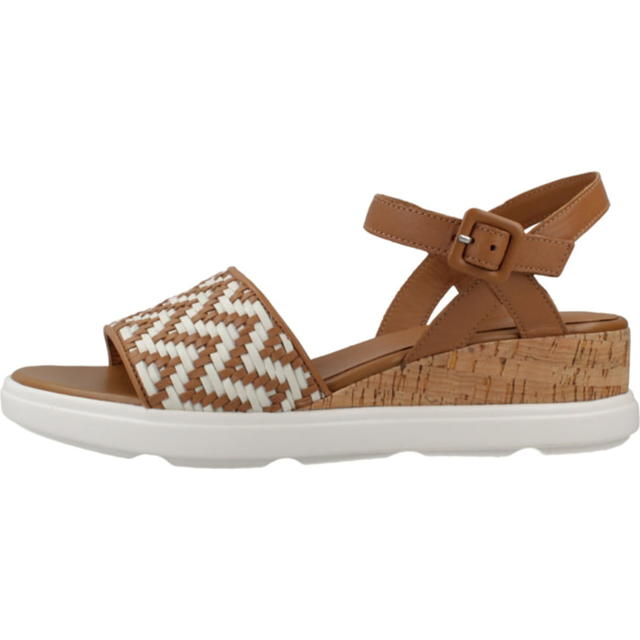 Sandalias Mujer de la marca GEOX  modelo D55GUB MARRON