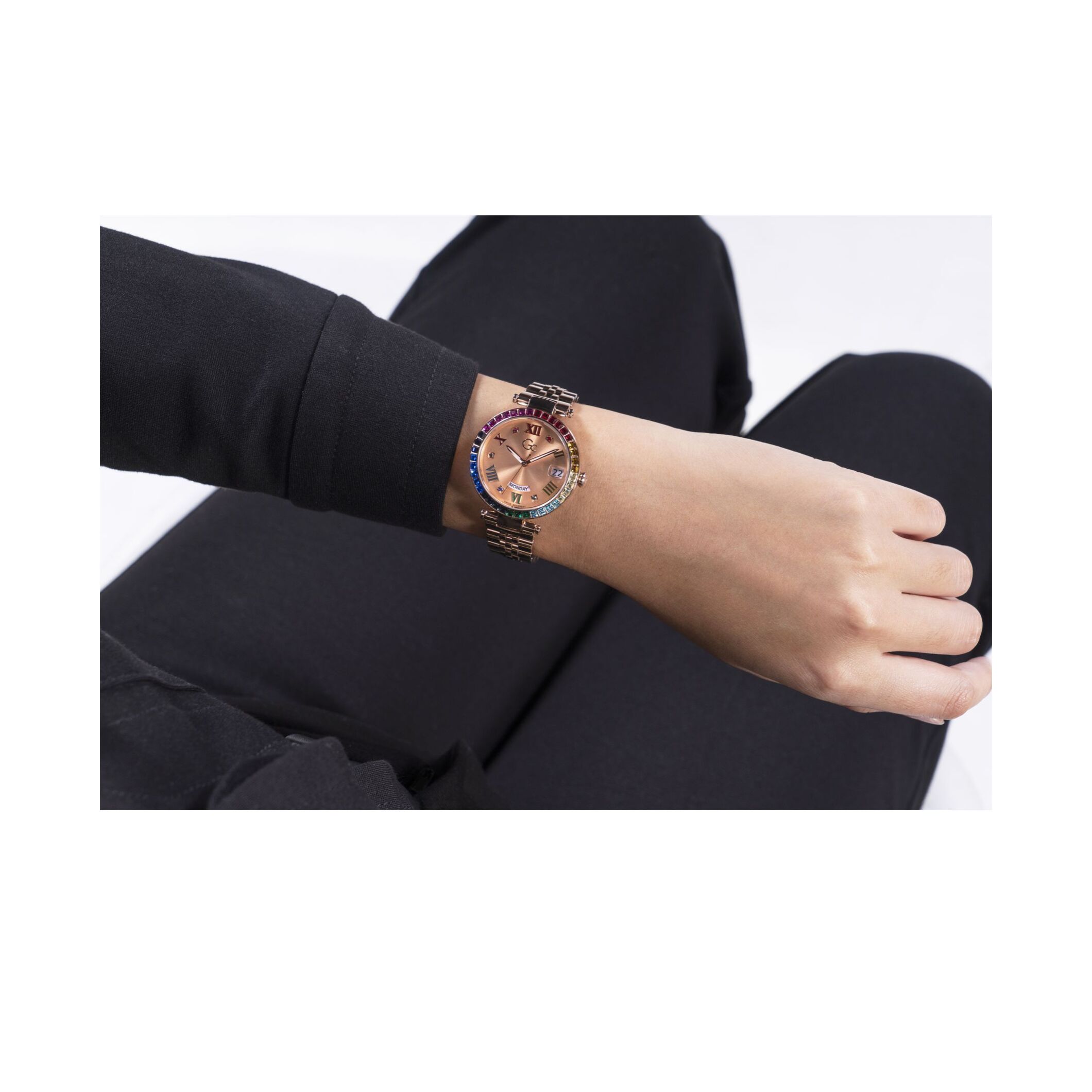 Gc Reloj De Cuarzo Con Fecha Y Día Gc Flair Crystal