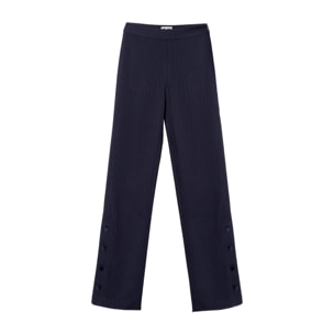 Pantalón de vestir  estilo traje con aberturas laterales y 5 botones en el bajo de mujer