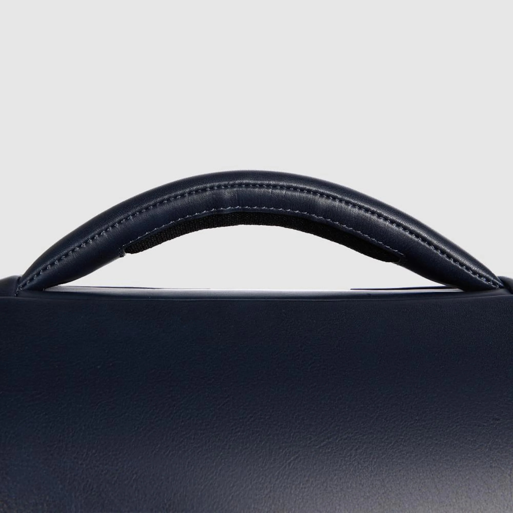 Piquadro Ventiquattrore in pelle porta pc e porta iPad® con protezione antiurto