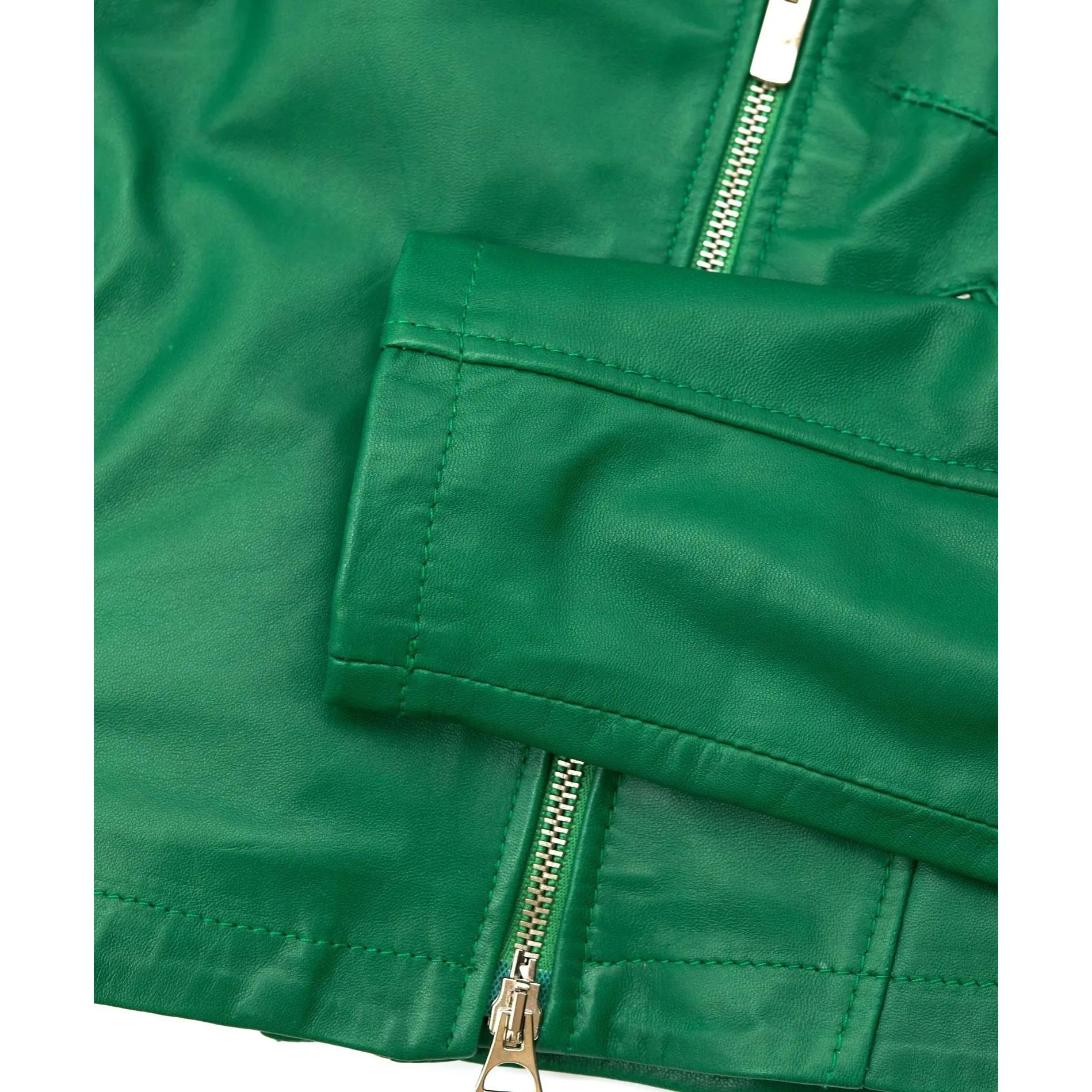 Giacca corta in pelle naturale verde stile chiodo