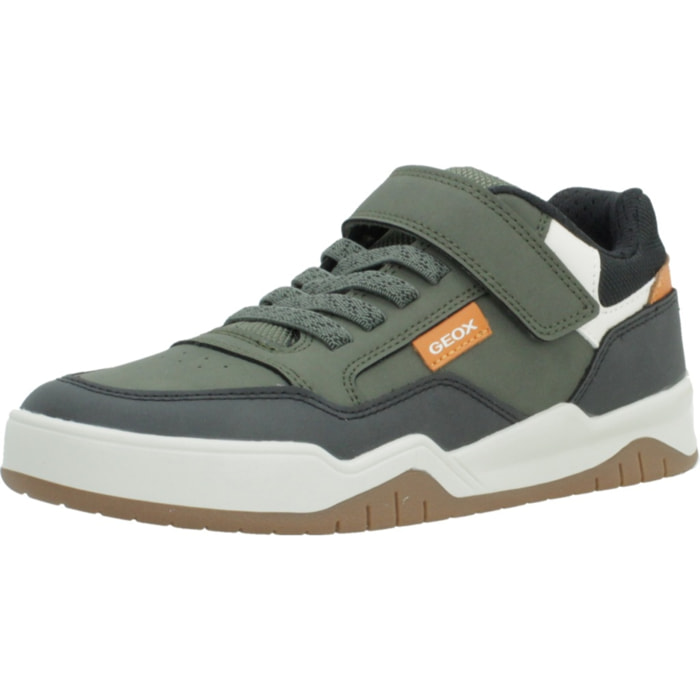Zapatillas Niño de la marca GEOX  modelo J367RE VERDE