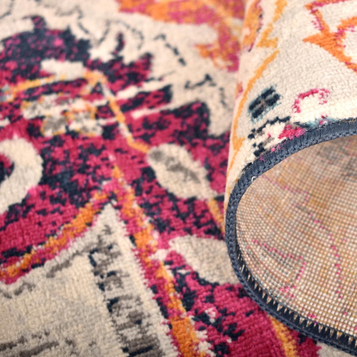 Tapis Lavu motif médaillon traditionnel oriental