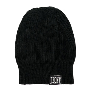 Gorro de punto con pequeño logo "Basic"