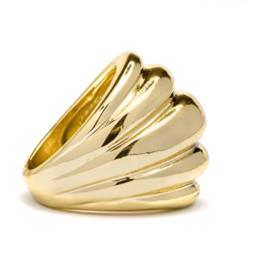 Anillo acabado en oro amarillo de 18k