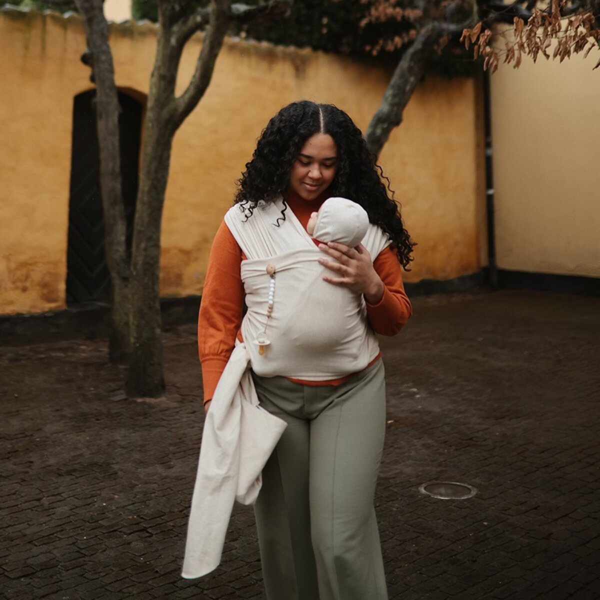 Mushie Fular Portabebé