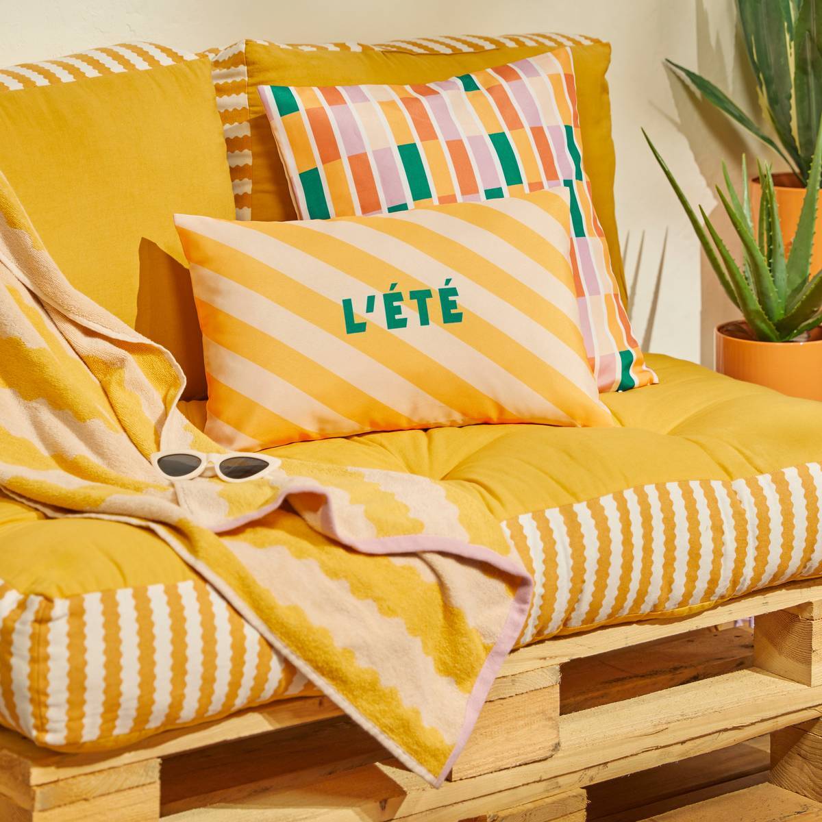 Coussin d'extérieur Poolside 30x50cm jaune