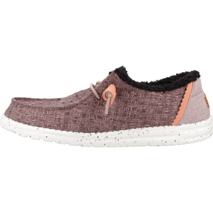 Zapatos Casual Mujer de la marca HEY DUDE  modelo WENDY WARMTH Bordeaux