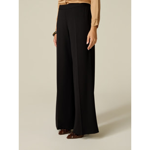 Oltre - Pantaloni palazzo in tessuto crêpe - Nero