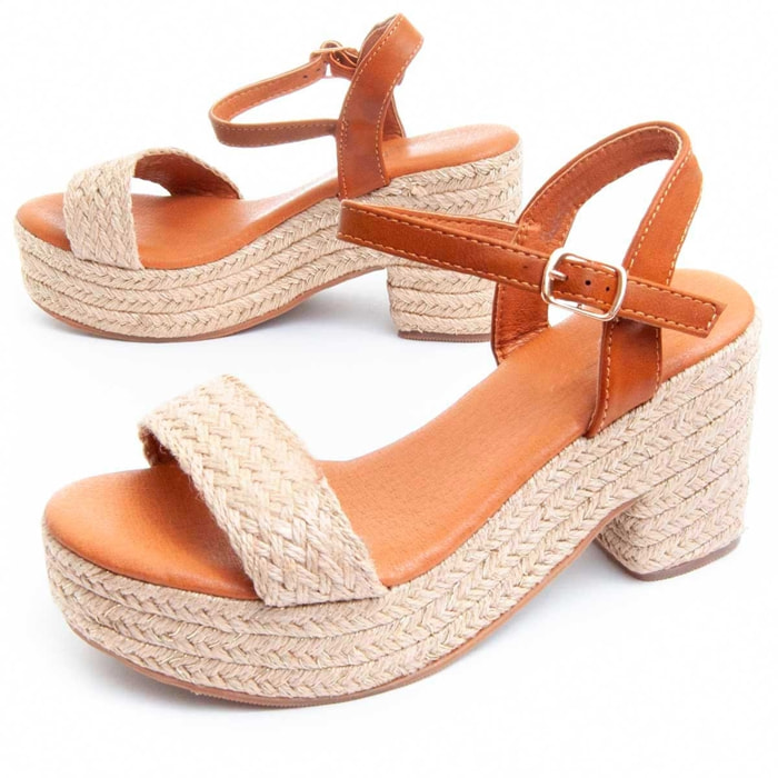 Sandalias de Tacón - Beige - Altura: 6 cm