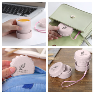 Bicchiere pieghevole in fibre naturali 130ml. Realizzato in canna di grano, con lanyard per appendere.