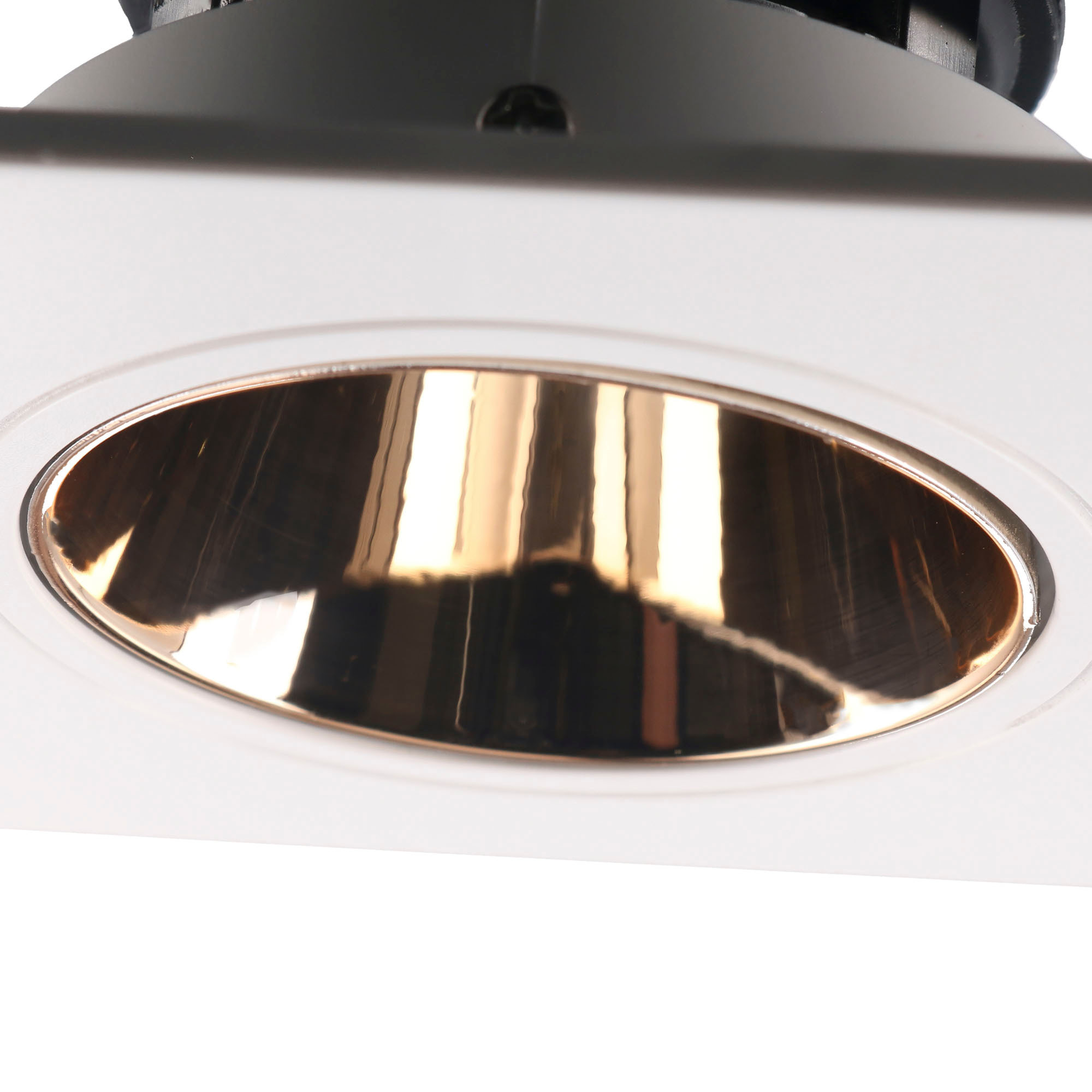 LedsC4 - Tira LED Potente para Iluminación Interior, 8305 Lúmenes, Blanco Neutro 4000K, Bajo Voltaje 24VDC, Diseño Fino y Adaptable, 5 Metros, Ideal para Cocinas y Oficinas