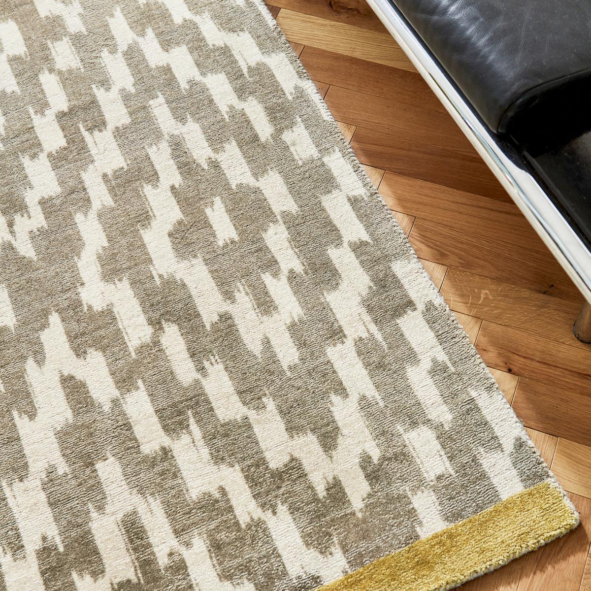 Tapis salon et chambre fait à la main en laine motif scandinave CALINOR