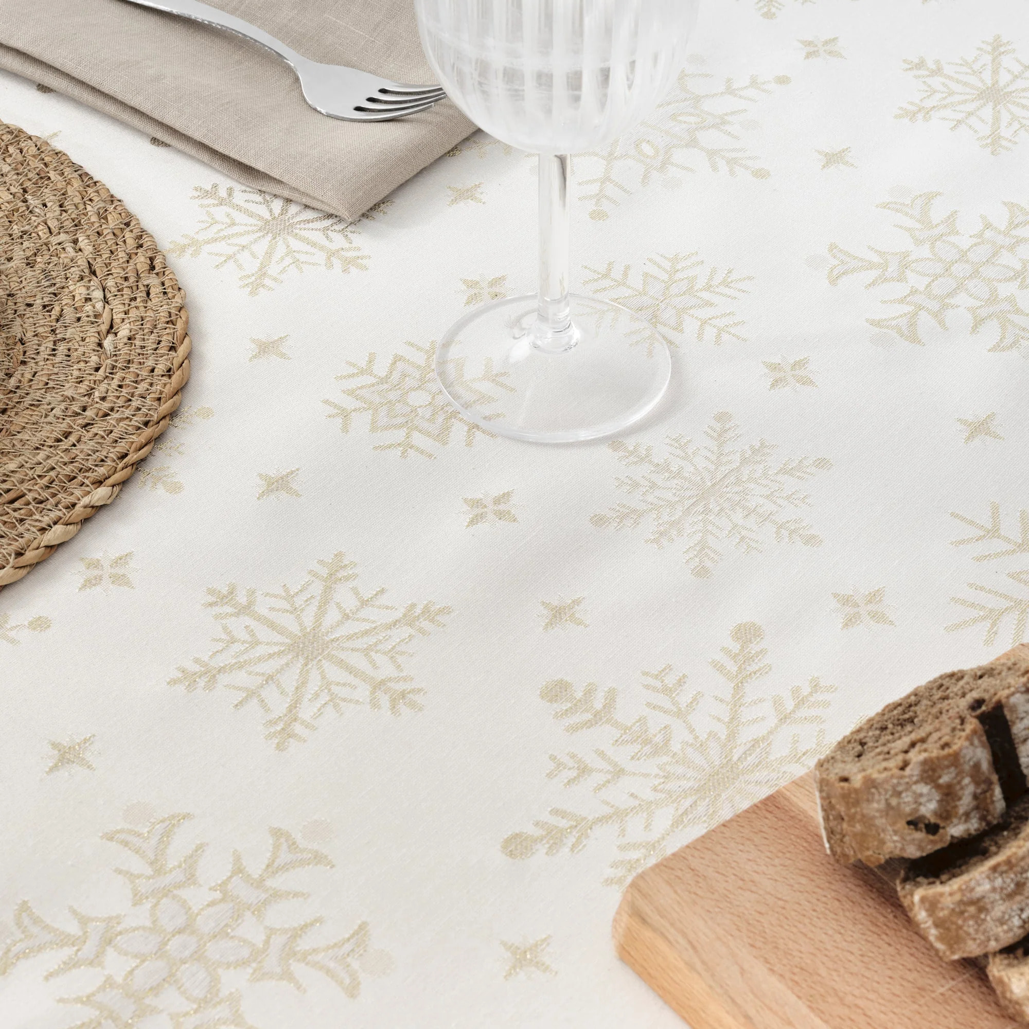 Nappe en tissu jacquard fil d'or PSC4821