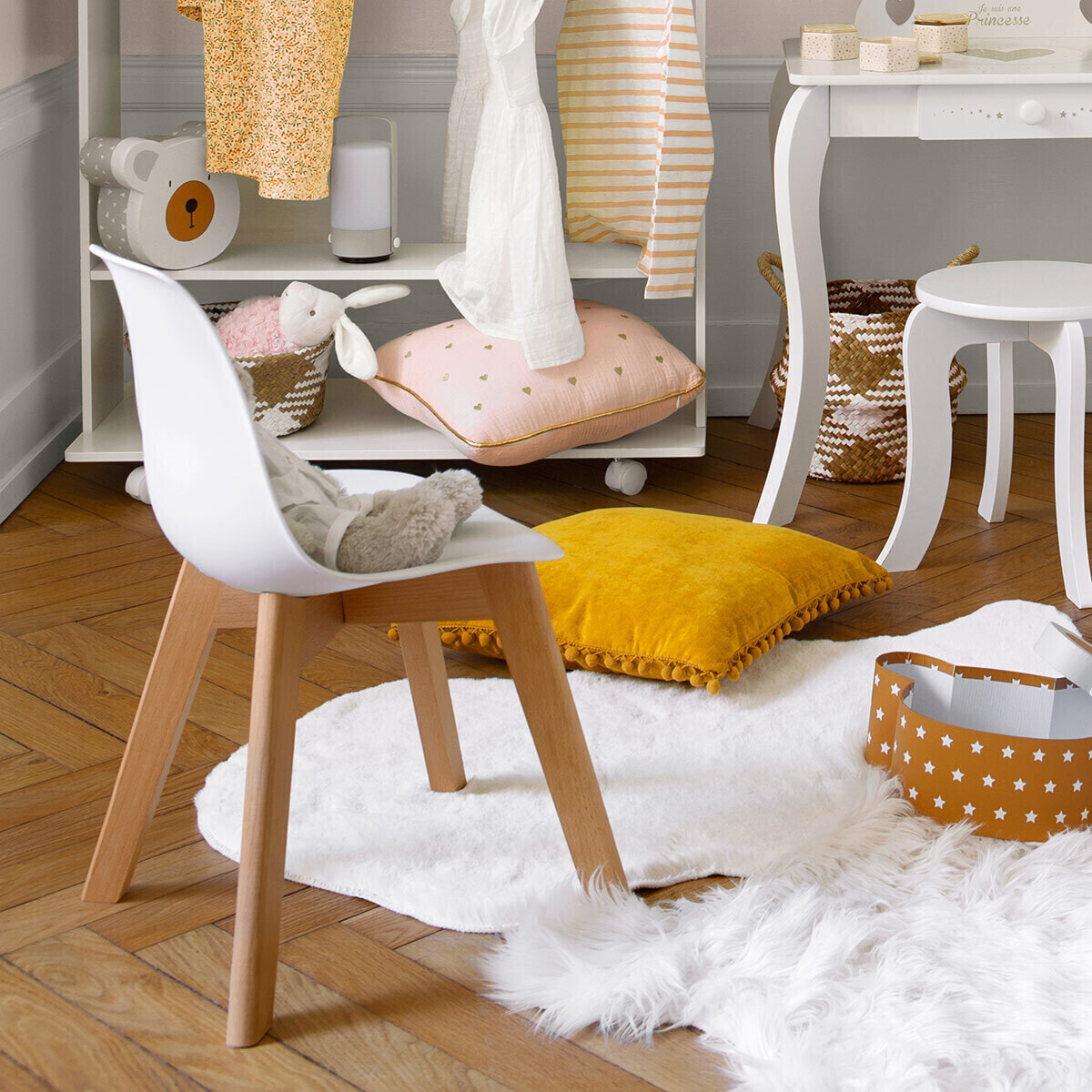 Chaise enfant "Scandinave" blanche
