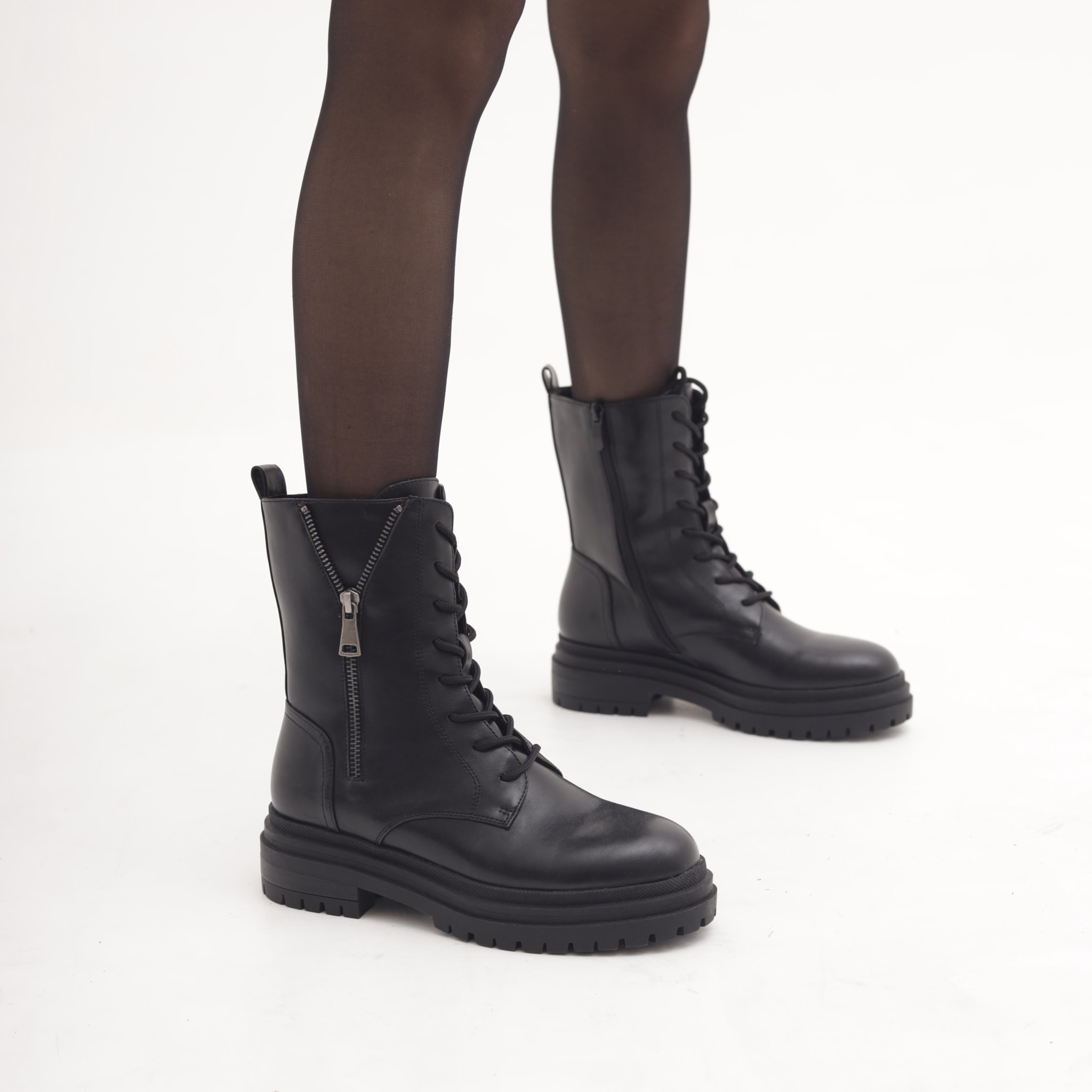 ANFIBIO CON ZIP ESTERNA NERO