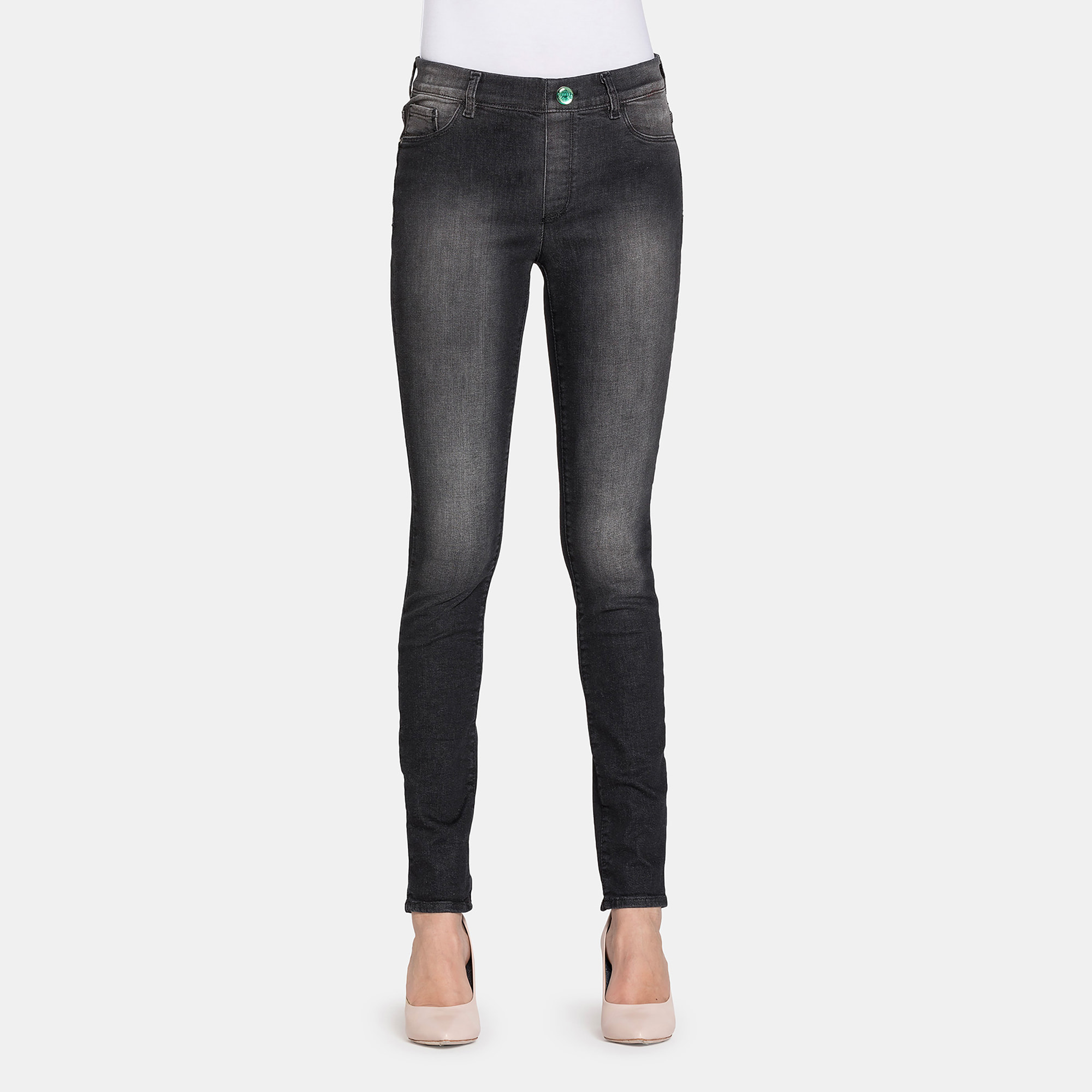LEGG-JEANS DONNA CON TRATTAMENTO ALL'ALOE. Vita regolare e gamba stretta.