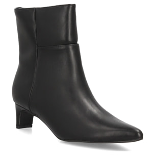 Botines elegantes de tacón bajo femenino