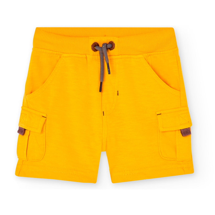 Bermudas en amarillos con 2 bolsillos exteriores