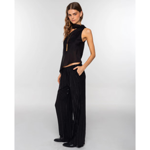 Top de mujer asimétrico con pañuelo en el escote