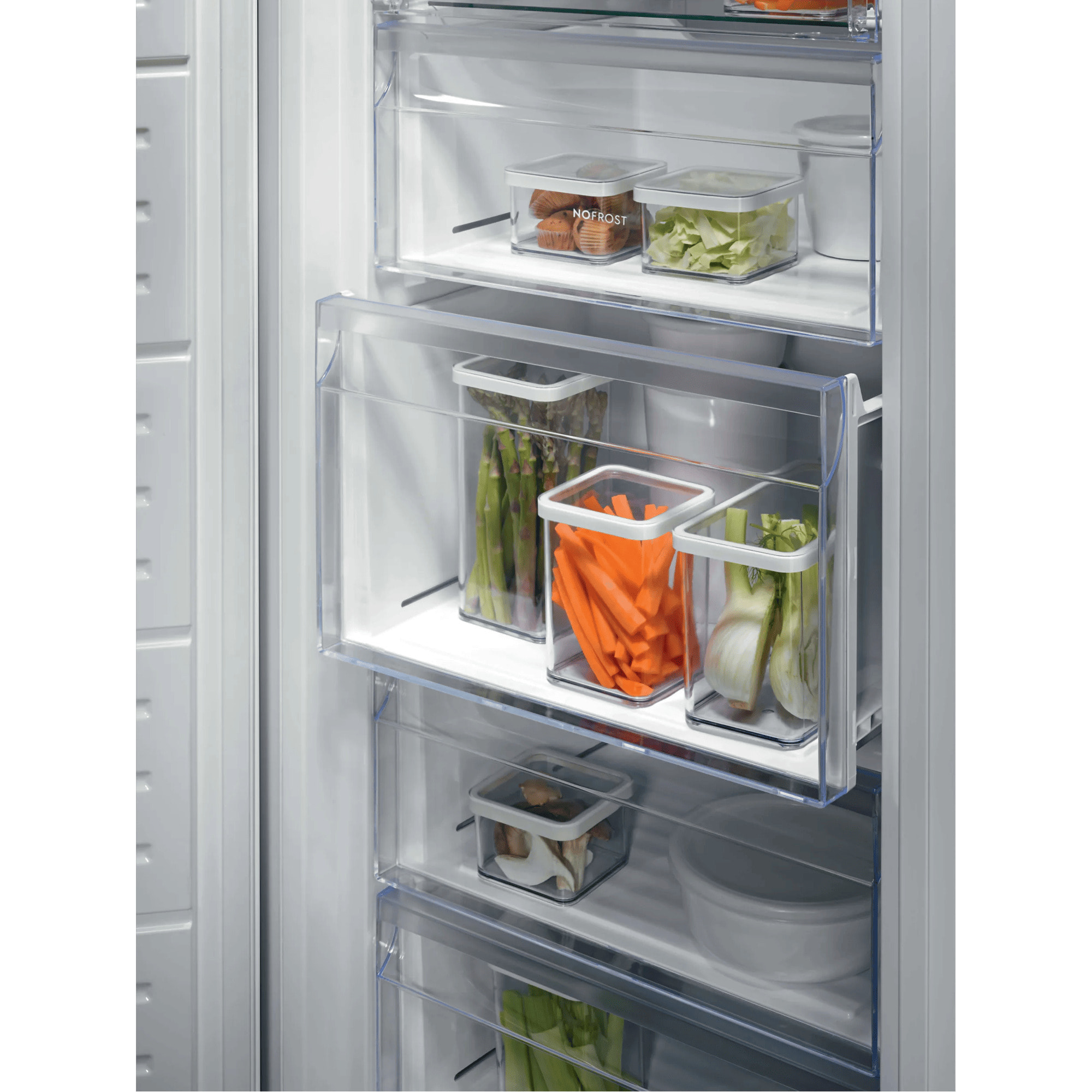 Electrolux Congelador vertical de libre instalación de 1860 mm LUT6NE28W | Reacondicionado