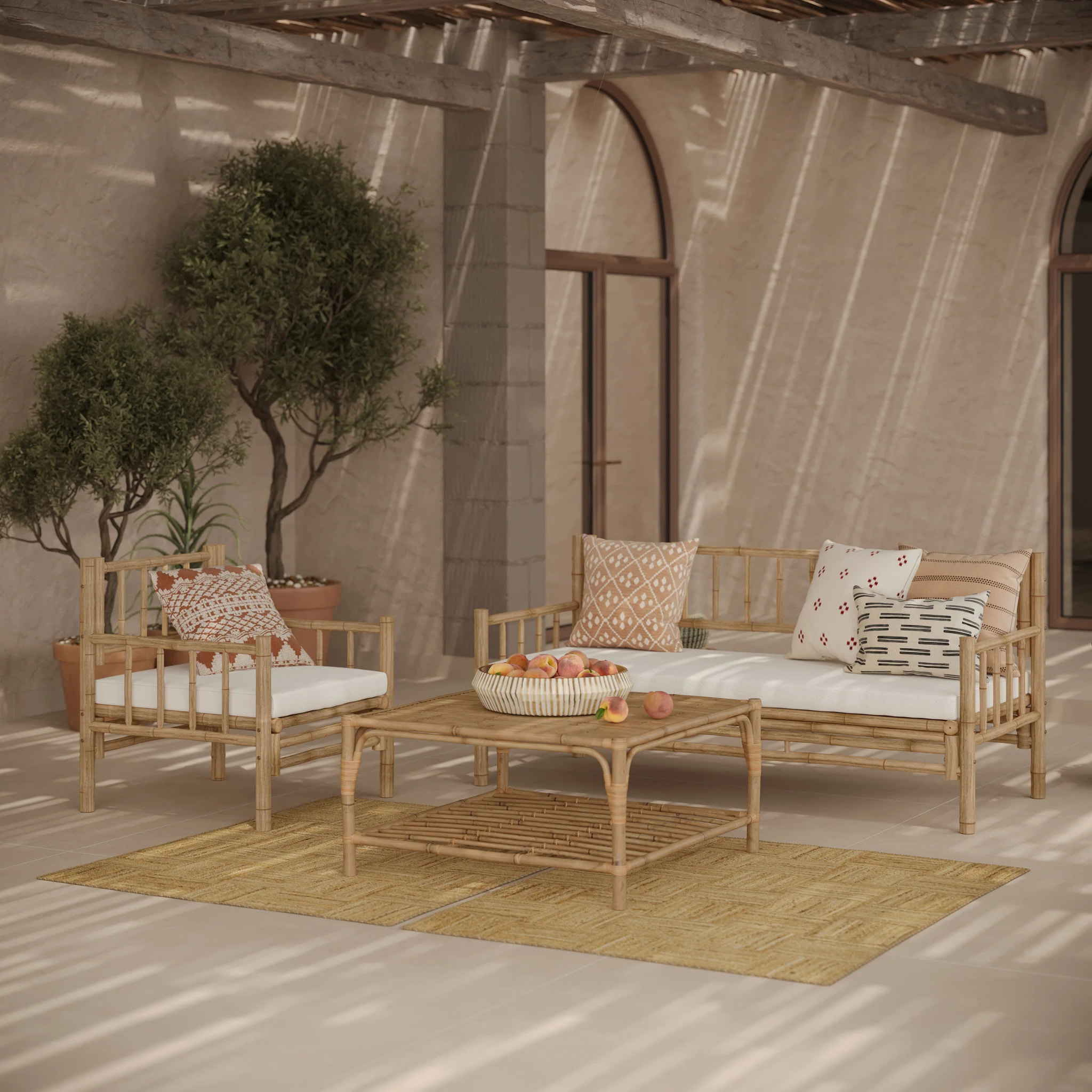 Salon de jardin 4 personnes en bambou, table basse carré - Vadella