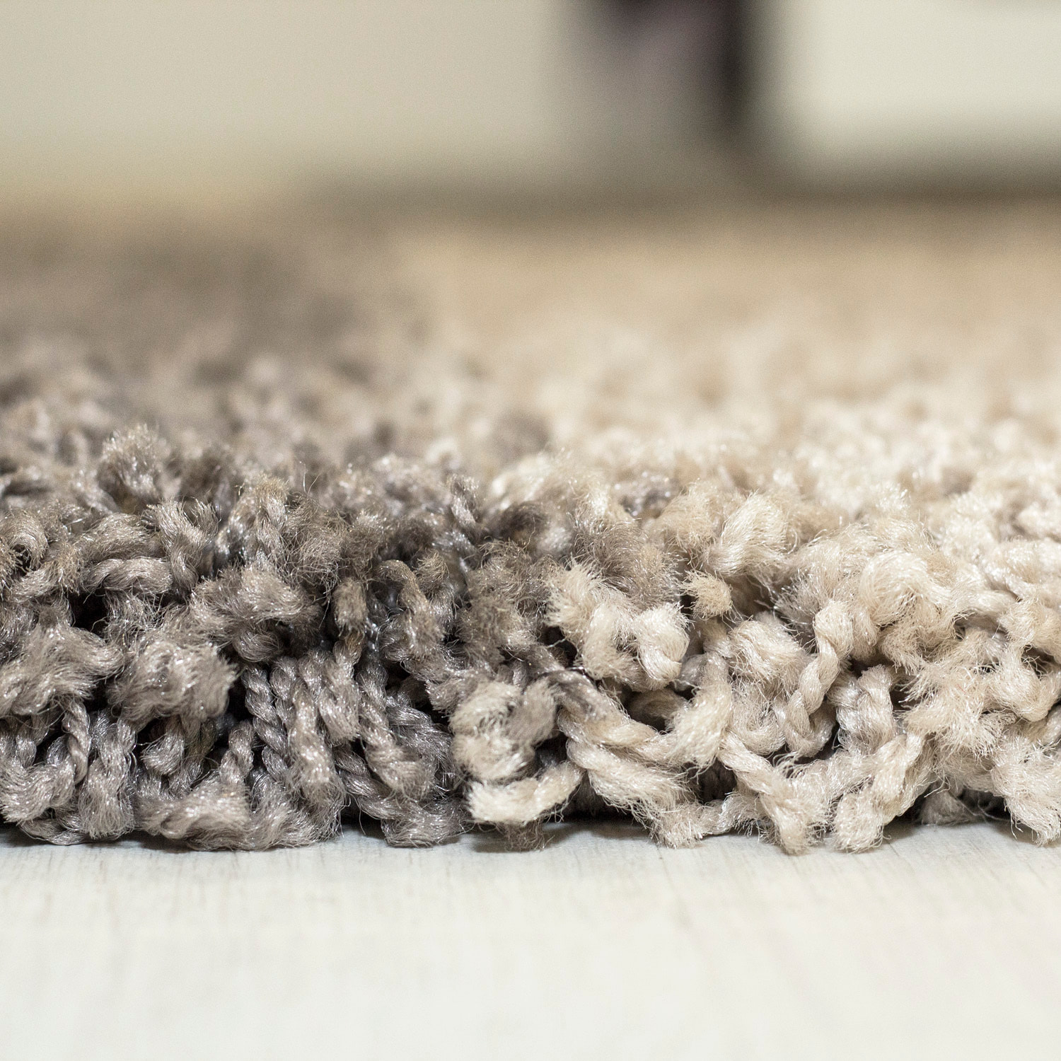 GALA - Tapis shaggy à poils longs motif géométrique taupe