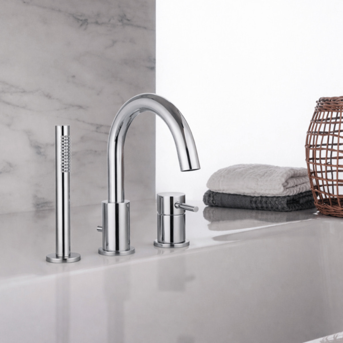 Mitigeur bain douche mécanique 3 trous + douchette 1 jet PAINI Cox chromé